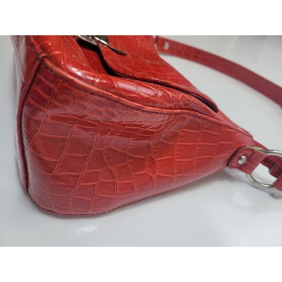 LIZ Claiborne Red Alligator Print Zip Snap Closure Small Outside Pocket - Picture 6 of 16